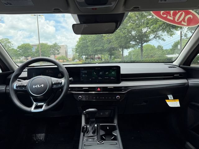 Certified 2025 Kia K5 LXS FWD image 36