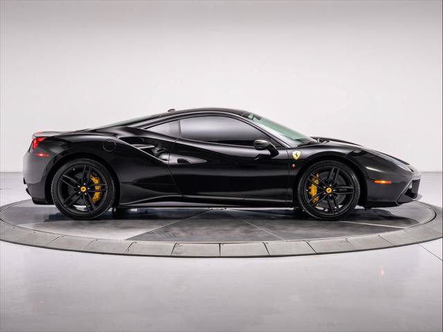 Used 2016 Ferrari 488 GTB RWD image 6