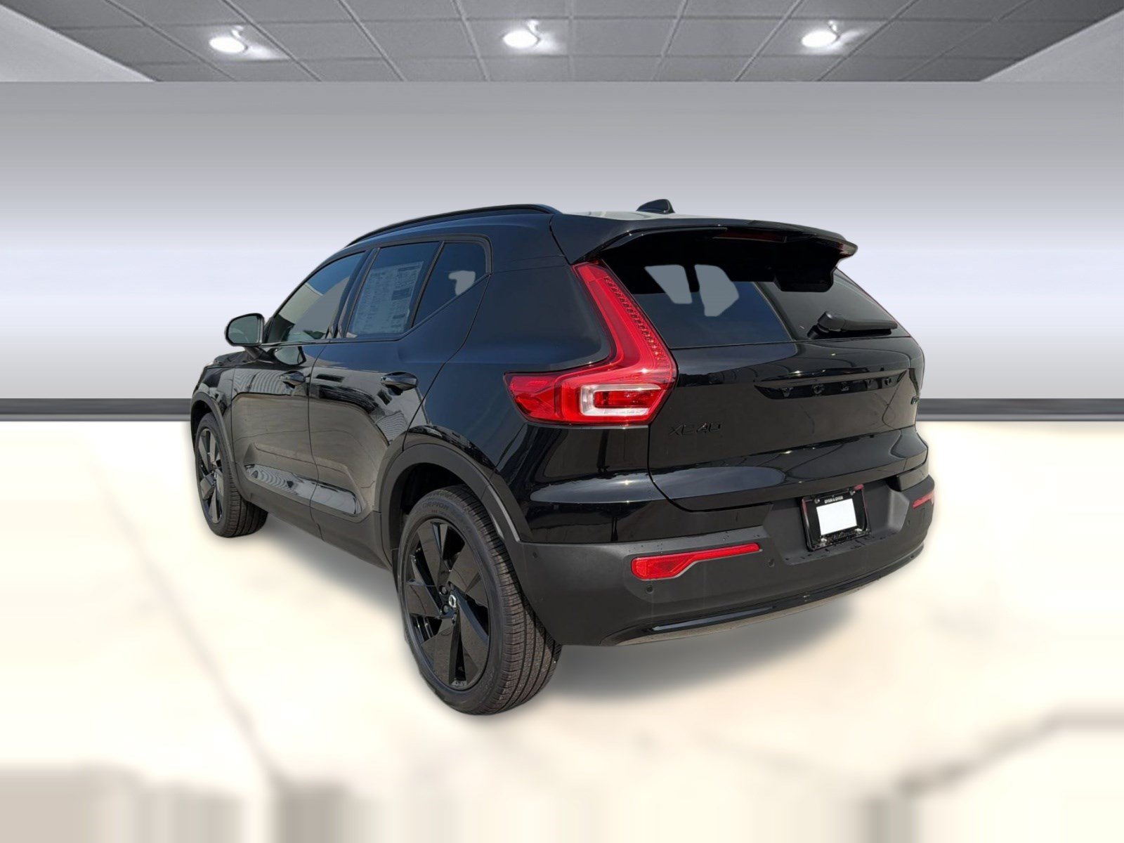 New 2026 Volvo XC40 B5 Ultra w/ Protection Package Premier AWD/4WD image 3