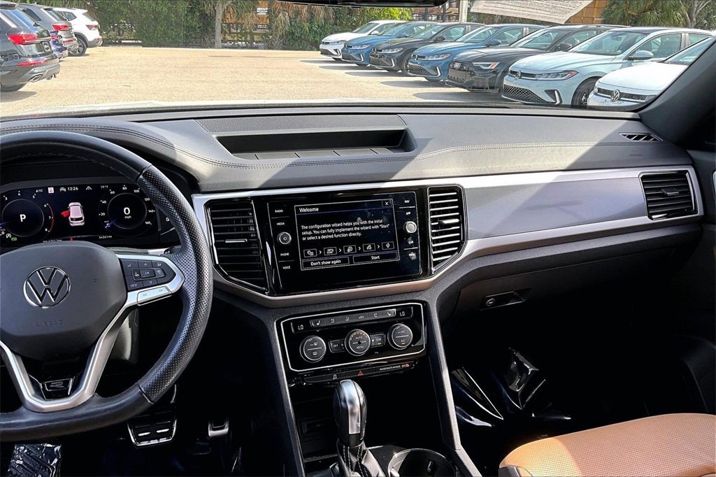 Certified 2023 Volkswagen Atlas Cross Sport SEL Premium R-Line image 20
