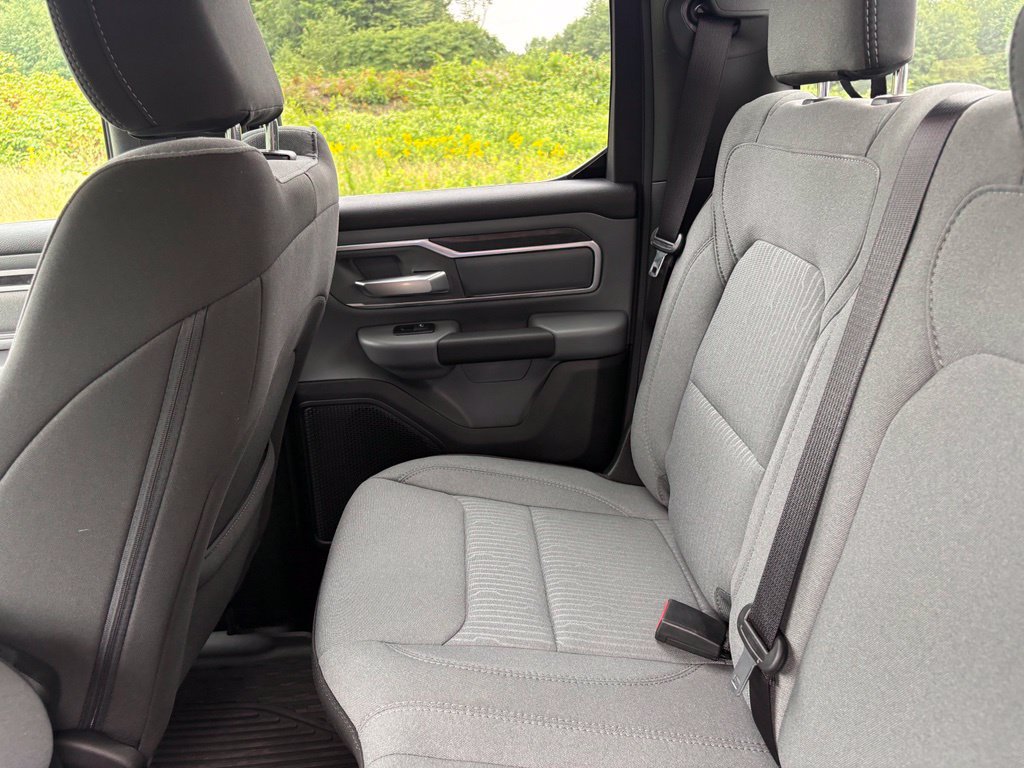 Used 2023 RAM 1500 Big Horn AWD/4WD image 39