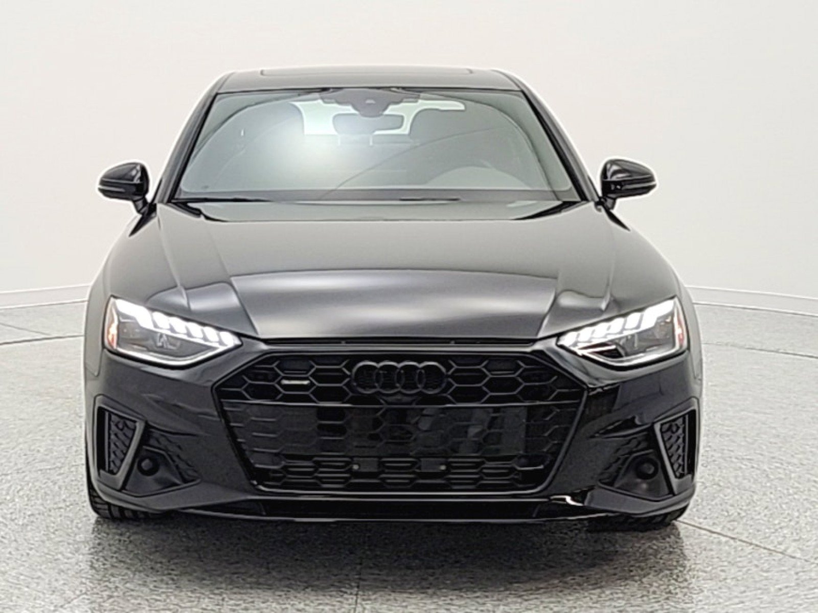 Used 2023 Audi A4 2.0T Premium Plus w/ Premium Plus Package image 2