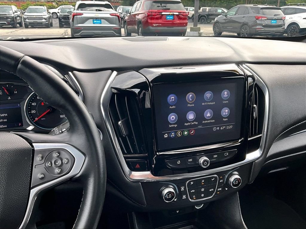 Used 2023 Chevrolet Traverse LT AWD/4WD image 18