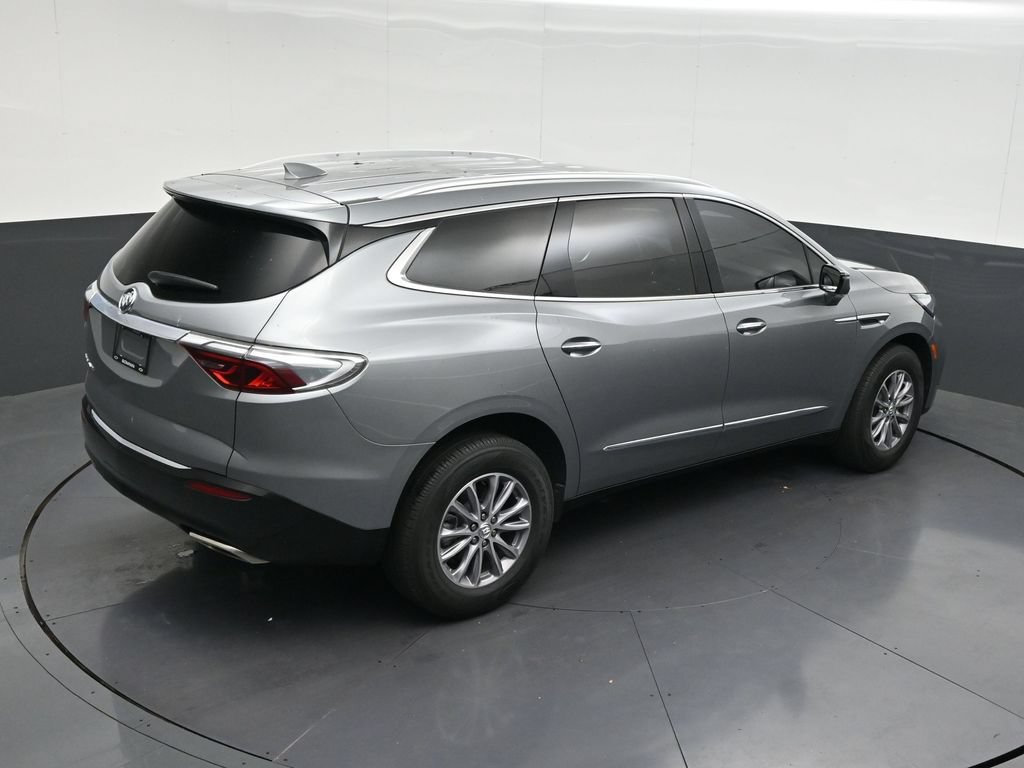 Used 2024 Buick Enclave Essence w/ Technology Package FWD image 20