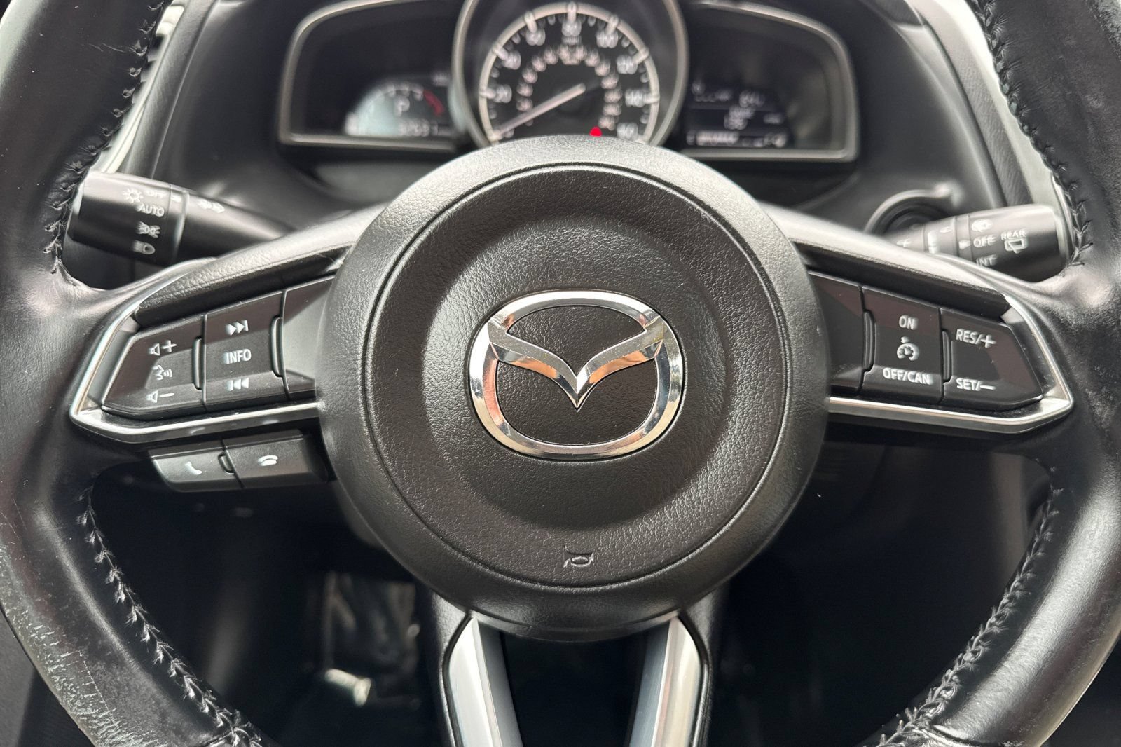 Used 2018 MAZDA MAZDA3 Touring FWD image 24