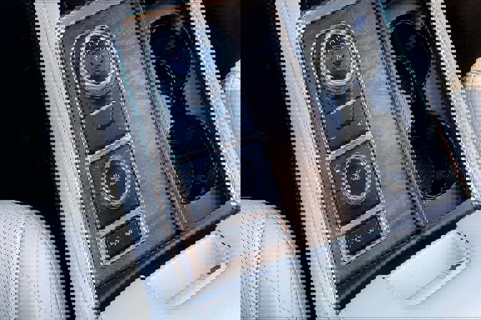 Used 2021 Ford Expedition Platinum image 32