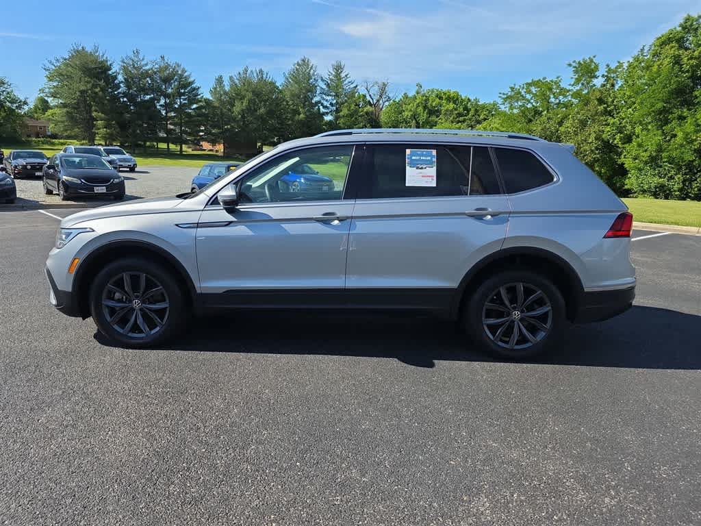 Used 2022 Volkswagen Tiguan SE AWD/4WD image 6
