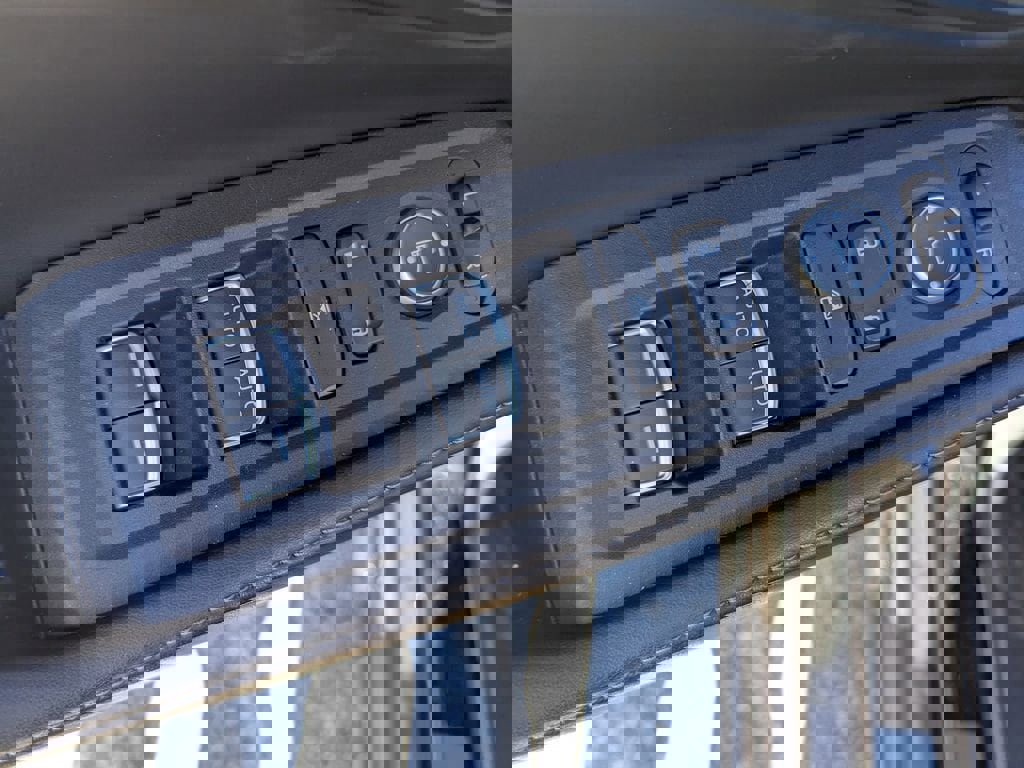 Used 2024 Honda Accord Sport image 14