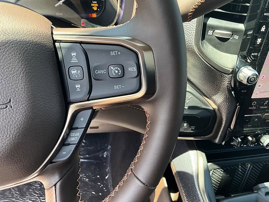 New 2026 RAM 3500 Longhorn AWD/4WD image 34