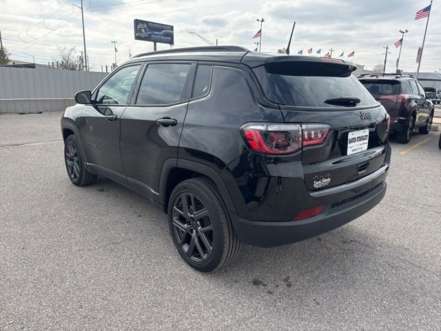 New 2026 Jeep Compass Latitude image 4
