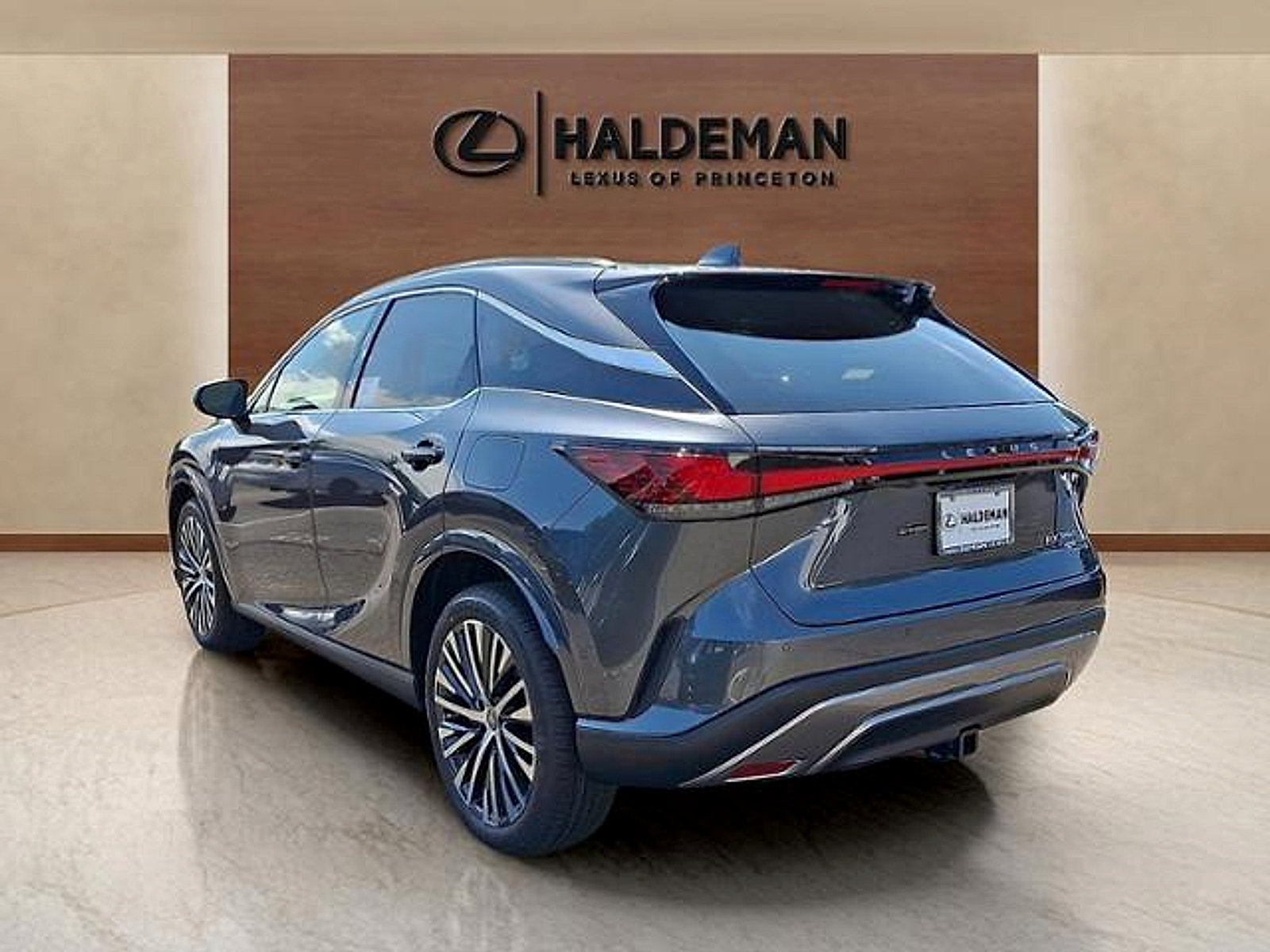 New 2026 Lexus RX 350 Premium Plus w/ Convenience Package AWD/4WD image 4