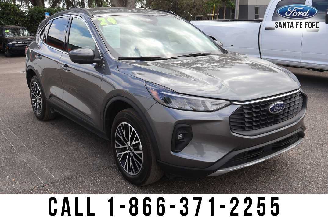 Used 2025 Ford Escape SE FWD image 5