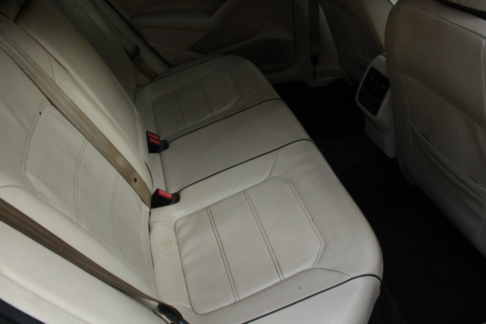 Used 2016 Volkswagen Passat 1.8T SE FWD image 21