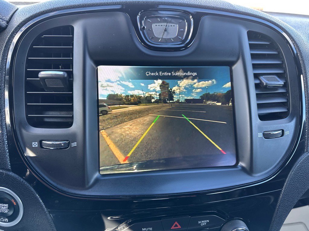 Used 2021 Chrysler 300 S image 25