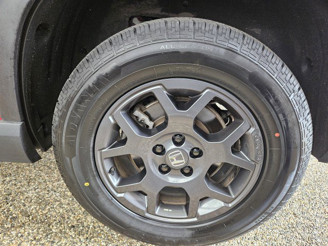Used 2025 Honda Pilot TrailSport image 35
