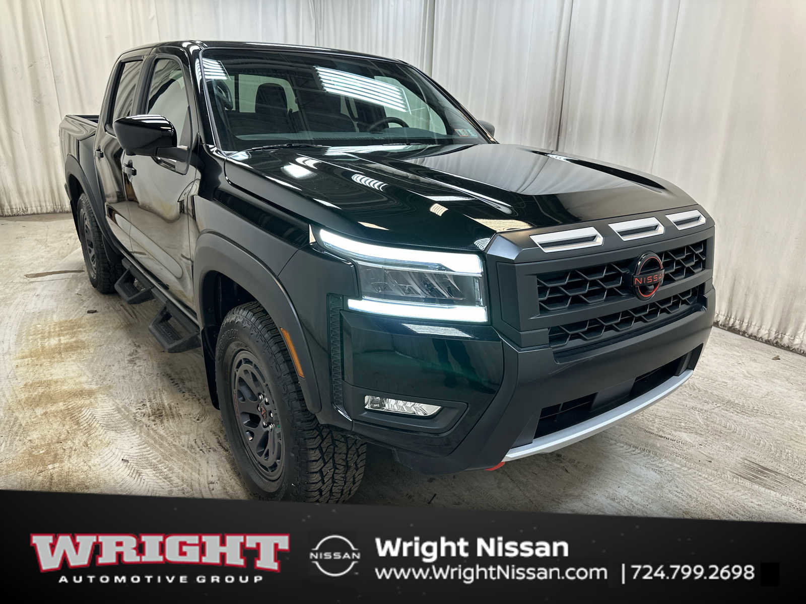 Certified 2025 Nissan Frontier PRO-4X w/ Pro Convenience Package image 1