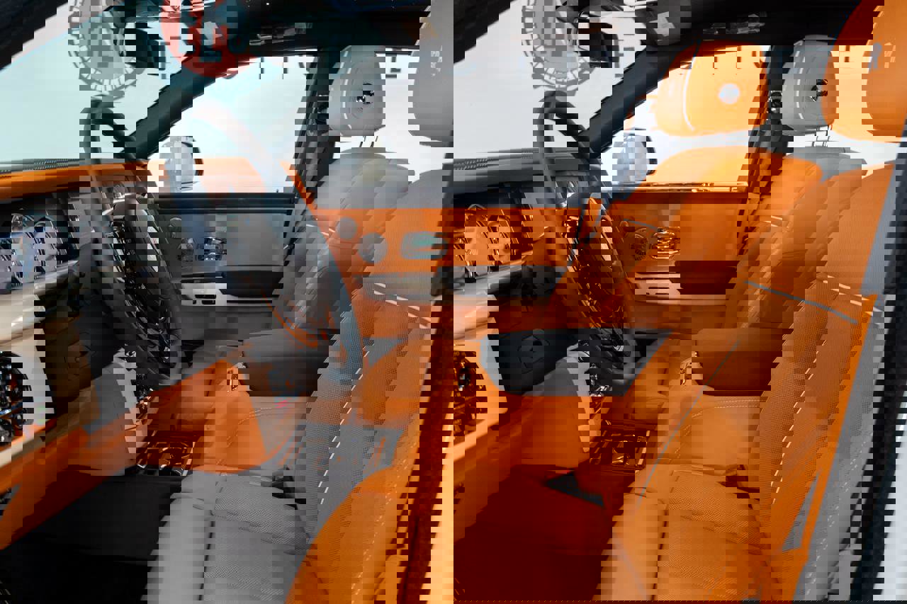 Used 2022 Rolls-Royce Phantom Sedan w/ The Phantom Package image 3