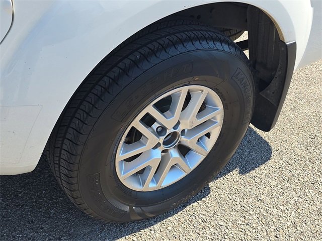 Used 2022 Nissan Frontier SV image 10