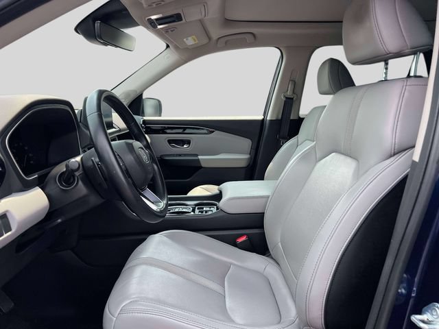Used 2023 Honda Pilot Touring image 17