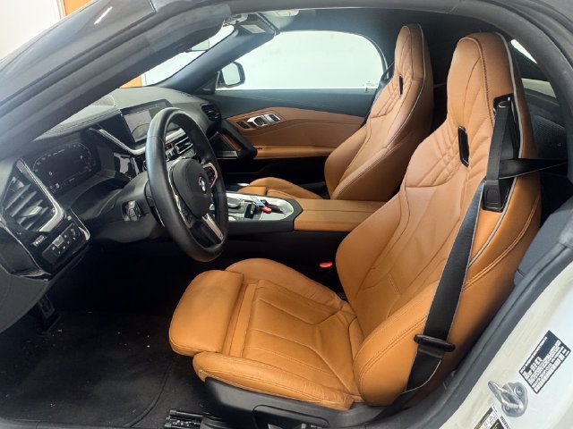 Used 2025 BMW Z4 M40i w/ Premium Package RWD image 24