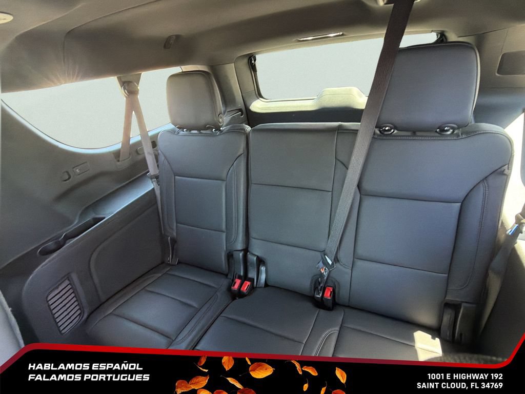 Certified 2026 Chevrolet Suburban LT w/ Comfort Package AWD/4WD image 32