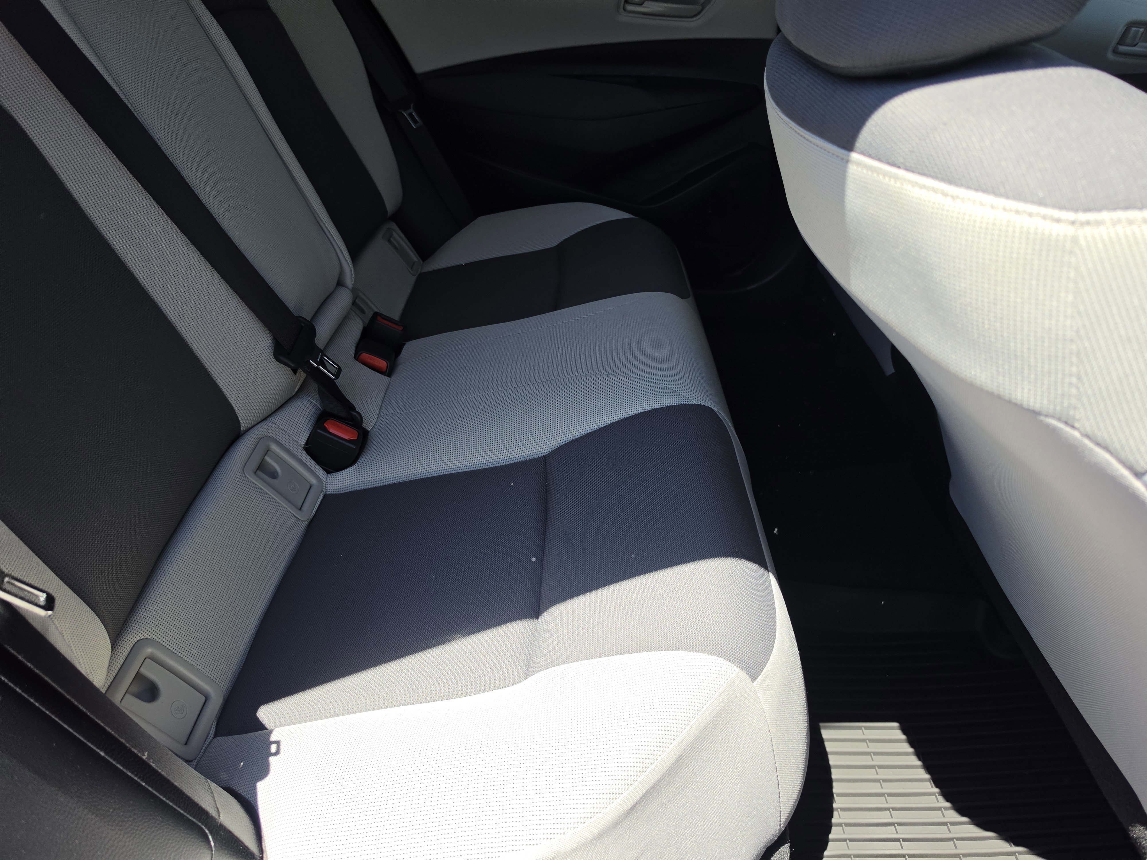 Certified 2025 Toyota Corolla LE FWD image 11