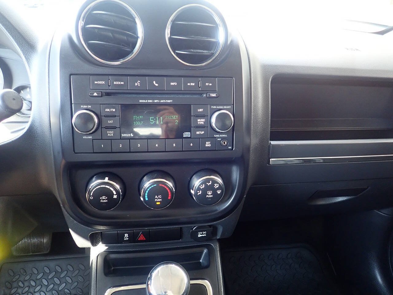Used 2016 Jeep Patriot Sport w/ Power Value Group AWD/4WD image 5