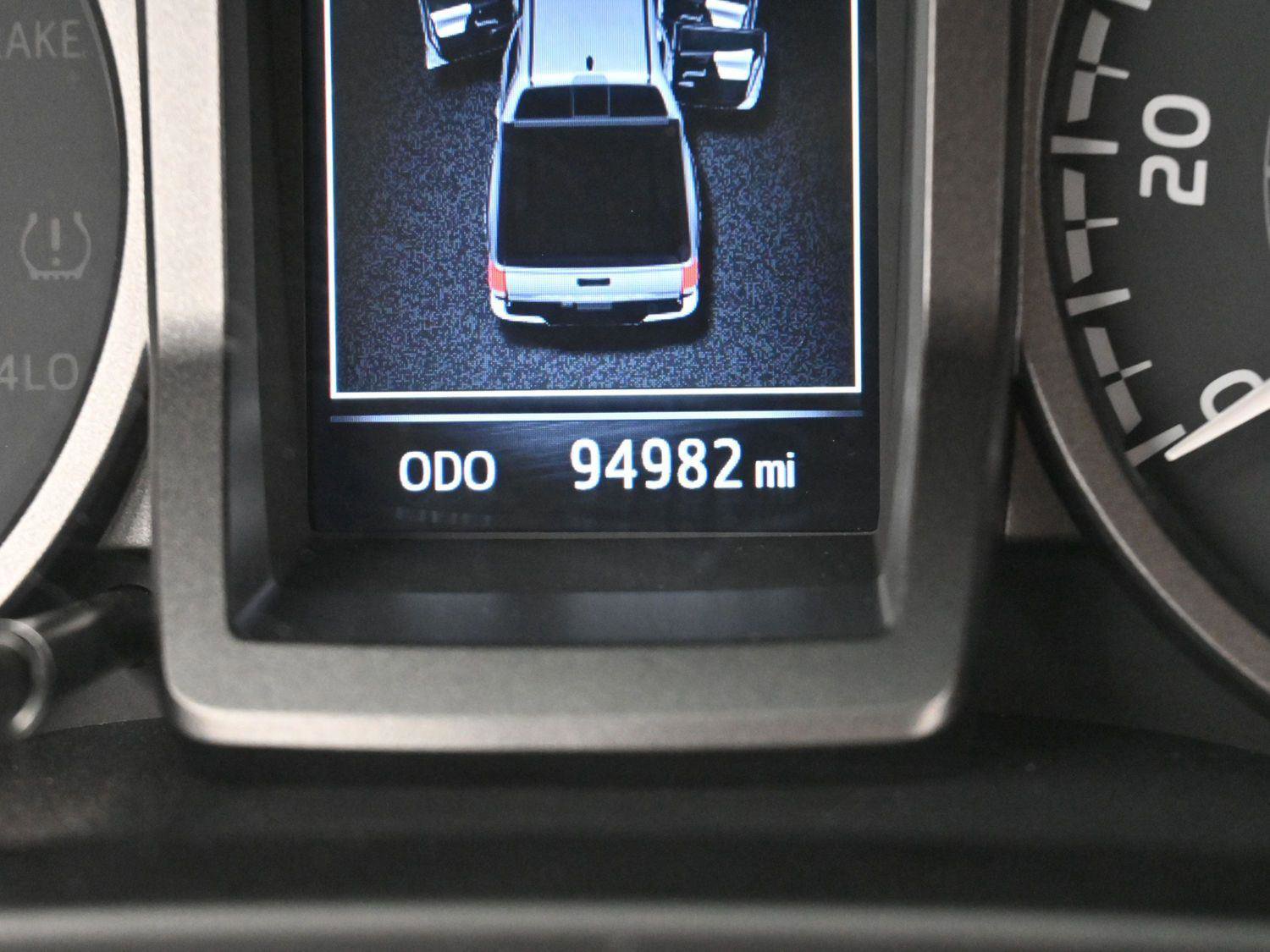 Used 2021 Toyota Tacoma TRD Off-Road image 21