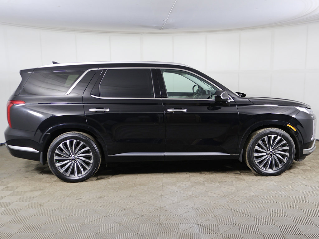 Used 2023 Hyundai Palisade Calligraphy w/ Cargo Package AWD/4WD image 22