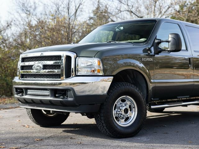 Used 2001 Ford Excursion Limited image 2