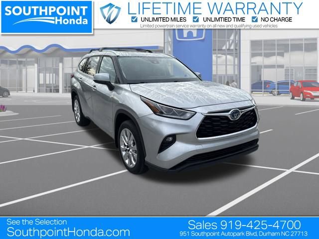 Used 2023 Toyota Highlander Limited