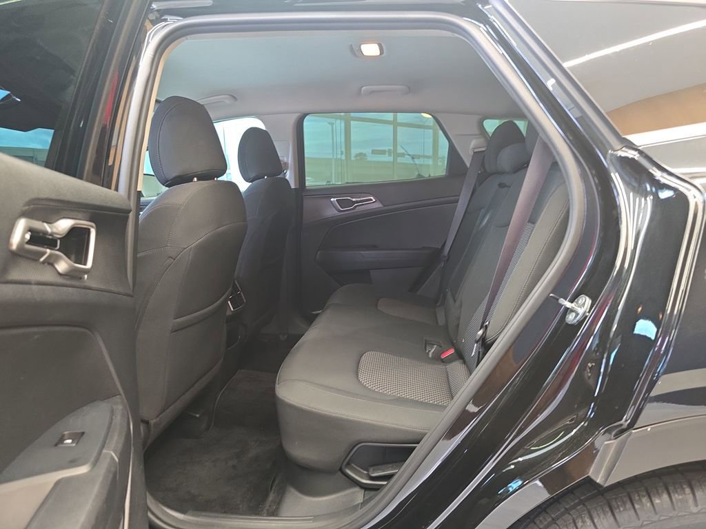 Certified 2023 Kia Sportage LX image 32