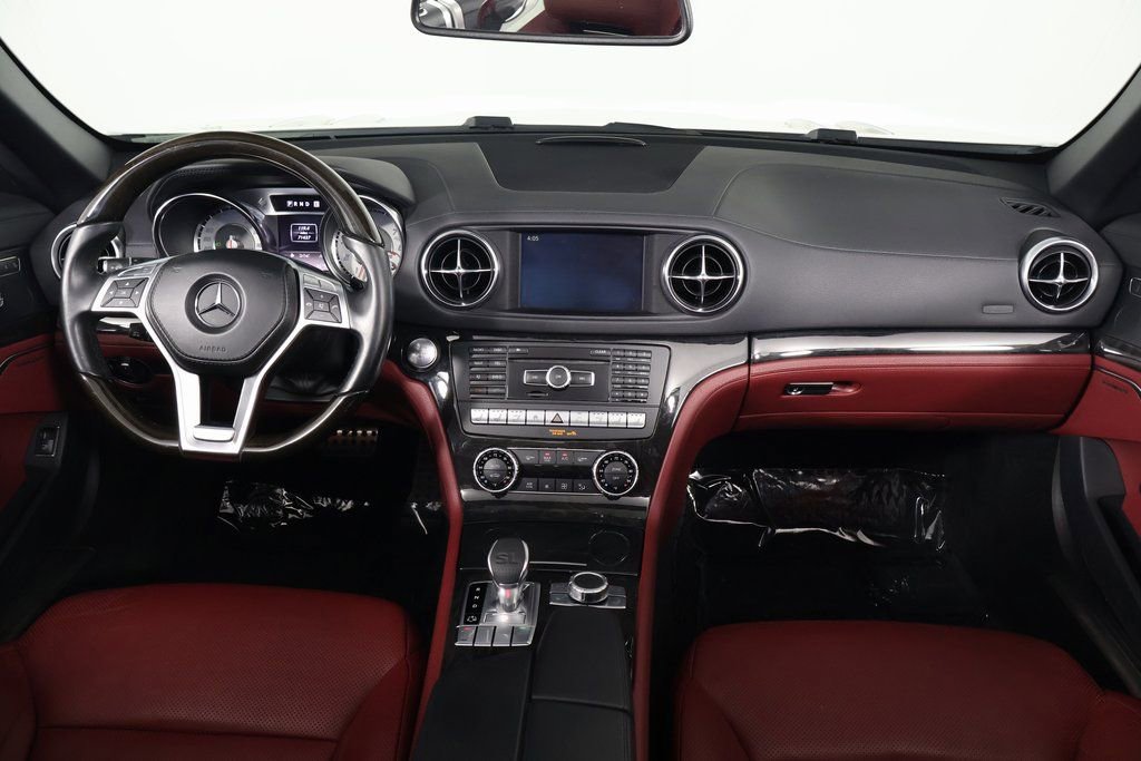 Used 2013 Mercedes-Benz SL 550 image 9