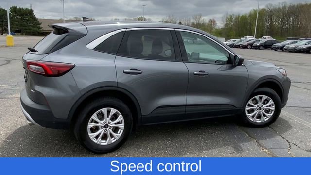 Used 2024 Ford Escape Active AWD/4WD image 9