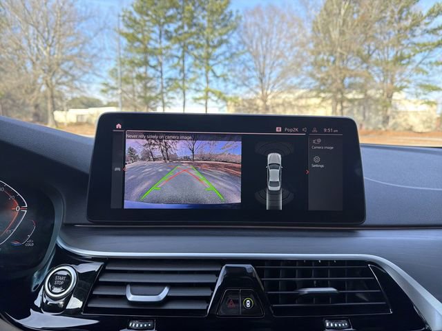 Used 2022 BMW 540i w/ Premium Package image 17