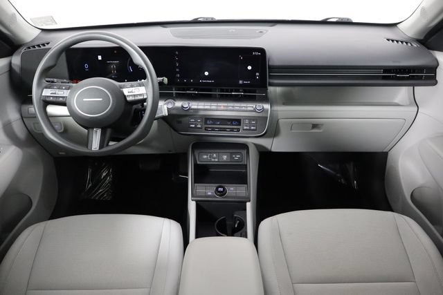 Used 2024 Hyundai Kona SE FWD image 13