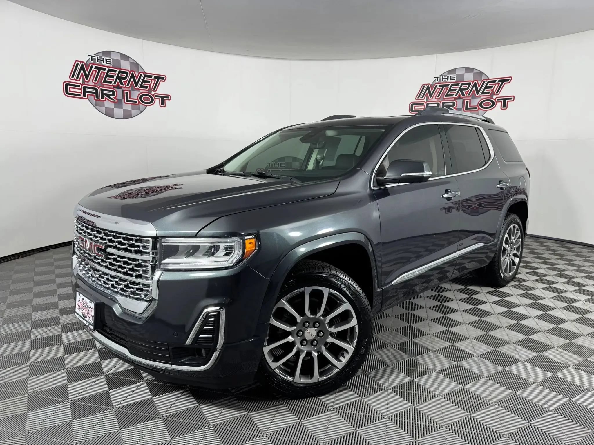 Used 2021 GMC Acadia Denali w/ Denali Ultimate Package