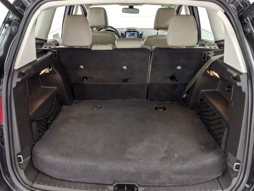 Used 2015 Ford C-MAX SEL w/ Equipment Group 302A image 20
