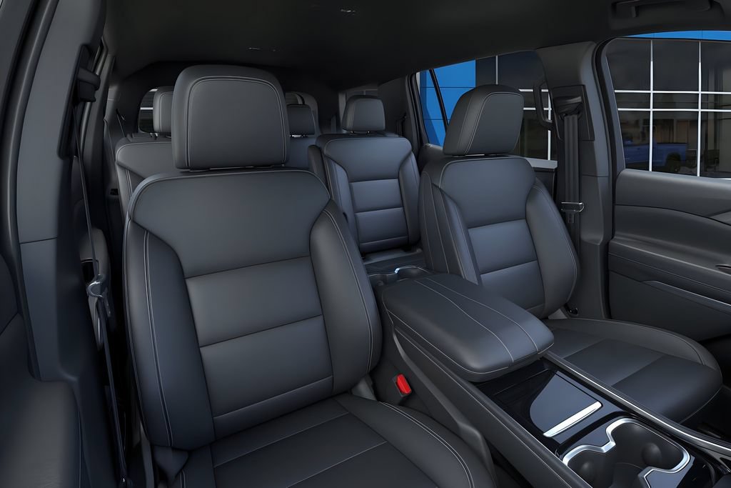 New 2027 Chevrolet Traverse LT FWD image 19