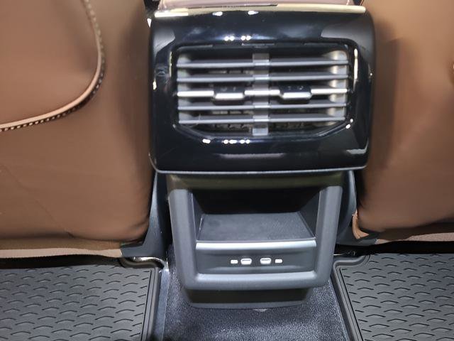 New 2025 Volkswagen ID.4 Pro image 19