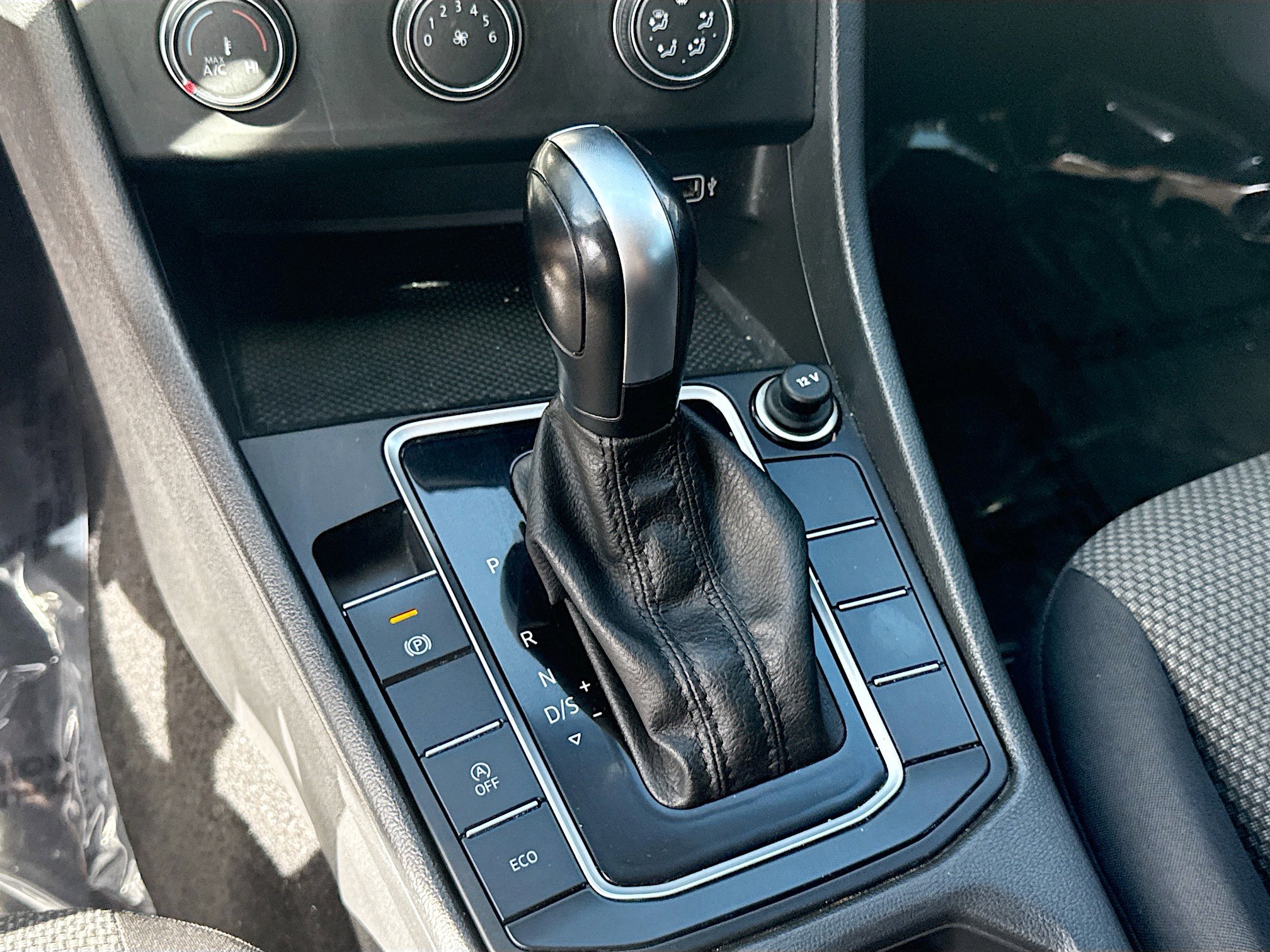 Used 2019 Volkswagen Jetta S w/ Driver Assistance Package image 15