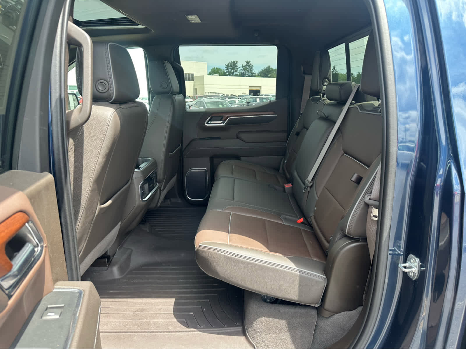 Used 2023 GMC Sierra 1500 Denali w/ Technology Package AWD/4WD image 20