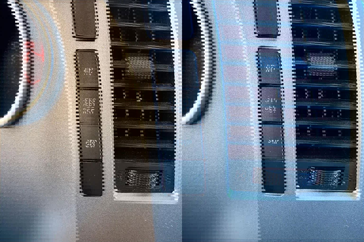 Used 2013 Toyota Tundra Double Cab 4.6L V8 6-Spd AT w/ SR5 Pkg image 30