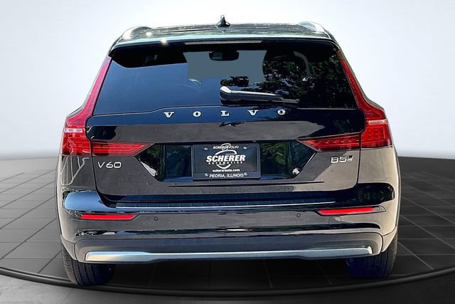 Certified 2024 Volvo V60 B5 Cross Country Plus AWD/4WD image 5
