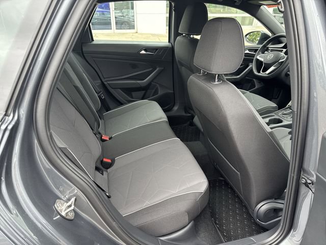 Used 2025 Volkswagen Jetta Sport image 24