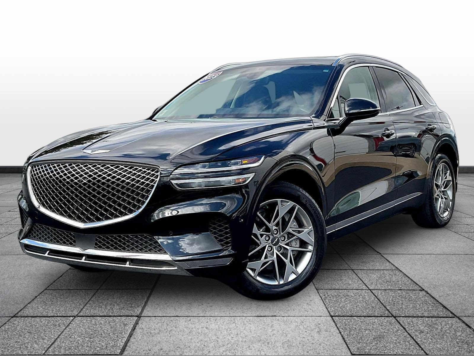 Used 2023 Genesis GV70 2.5T w/ Advanced Package AWD/4WD image 3