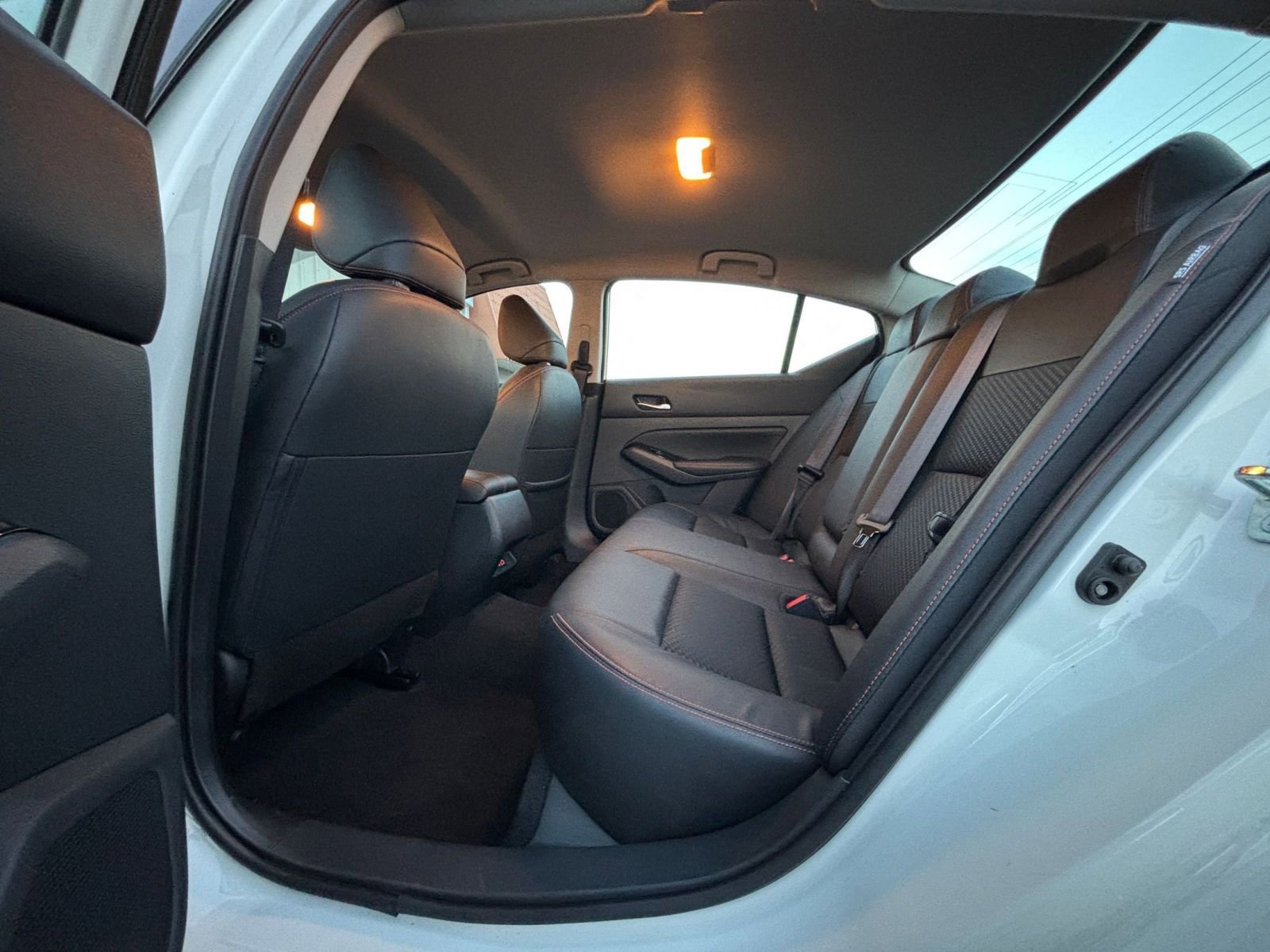 Used 2025 Nissan Altima 2.5 SR image 25