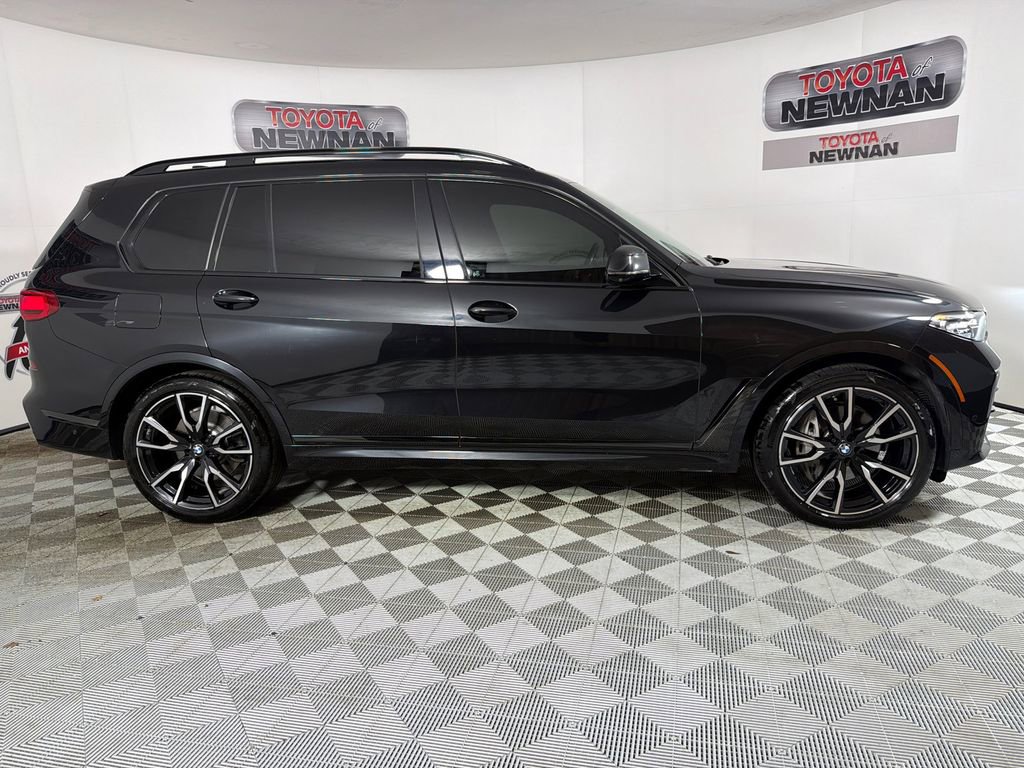 Used 2020 BMW X7 xDrive40i w/ M Sport Package image 4