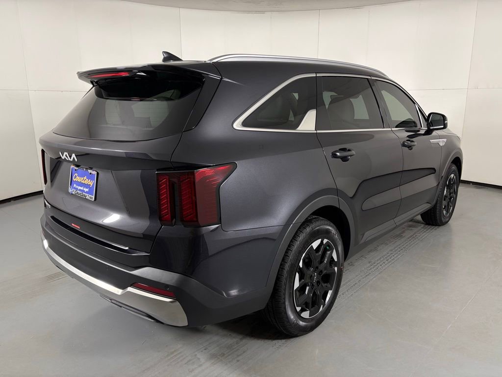 New 2026 Kia Sorento S image 8