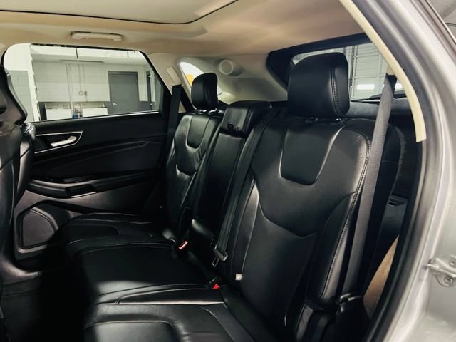 Used 2021 Ford Edge Titanium AWD/4WD image 21